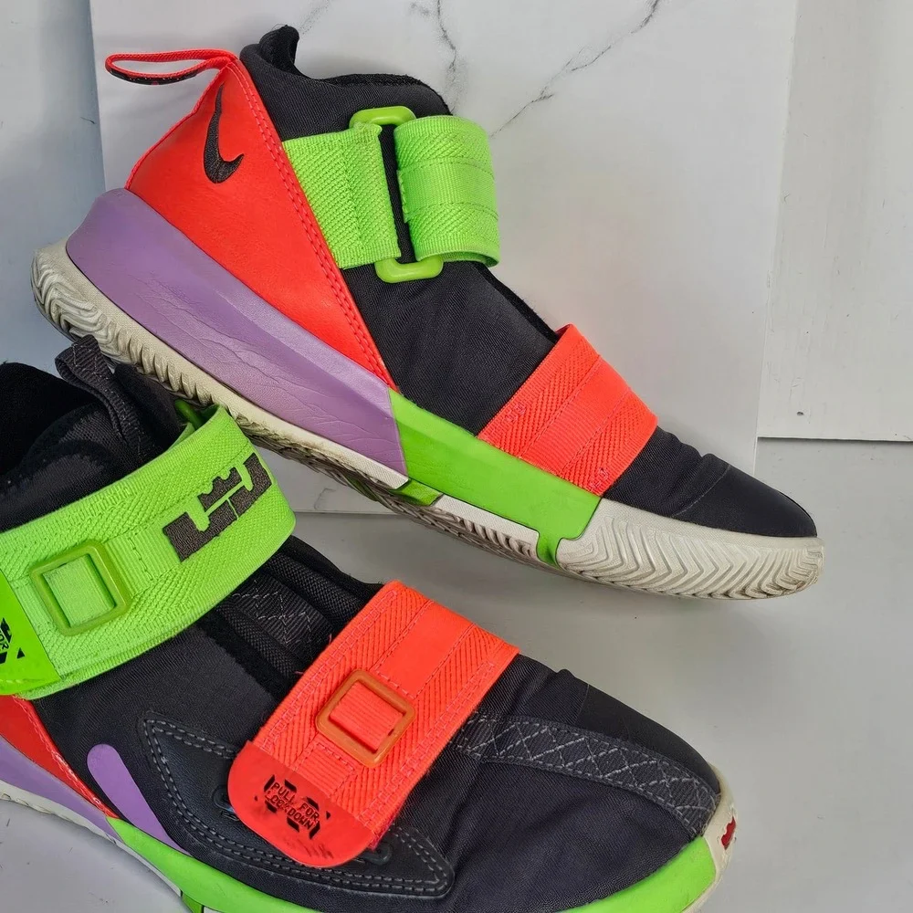 Nike LeBron Soldier 13 GS Black Green‎ Orange Purple AR7585-002 Kids Size 5.5Y